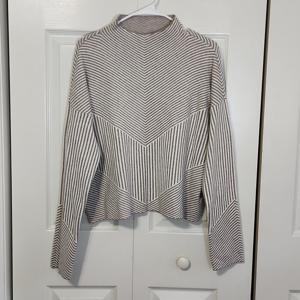 Cynthia Rowley Brown White Striped Funnel Neck Long Sleeve Sweater XL‎ Viscose